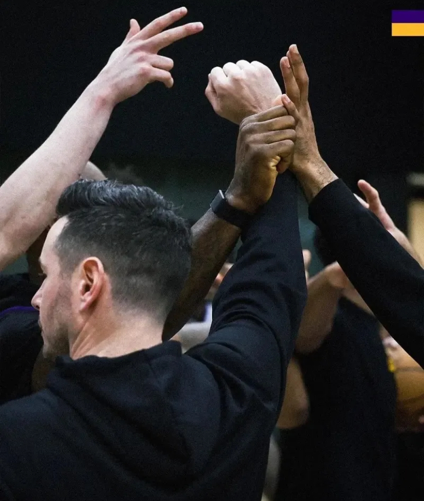 关于集结日NBA总决赛焦点战；洛杉矶湖人战术微调；管理层满意；轮换策略成焦点的信息-开云中国